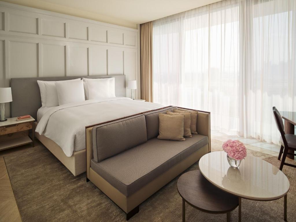 Horizon Room - Image 5