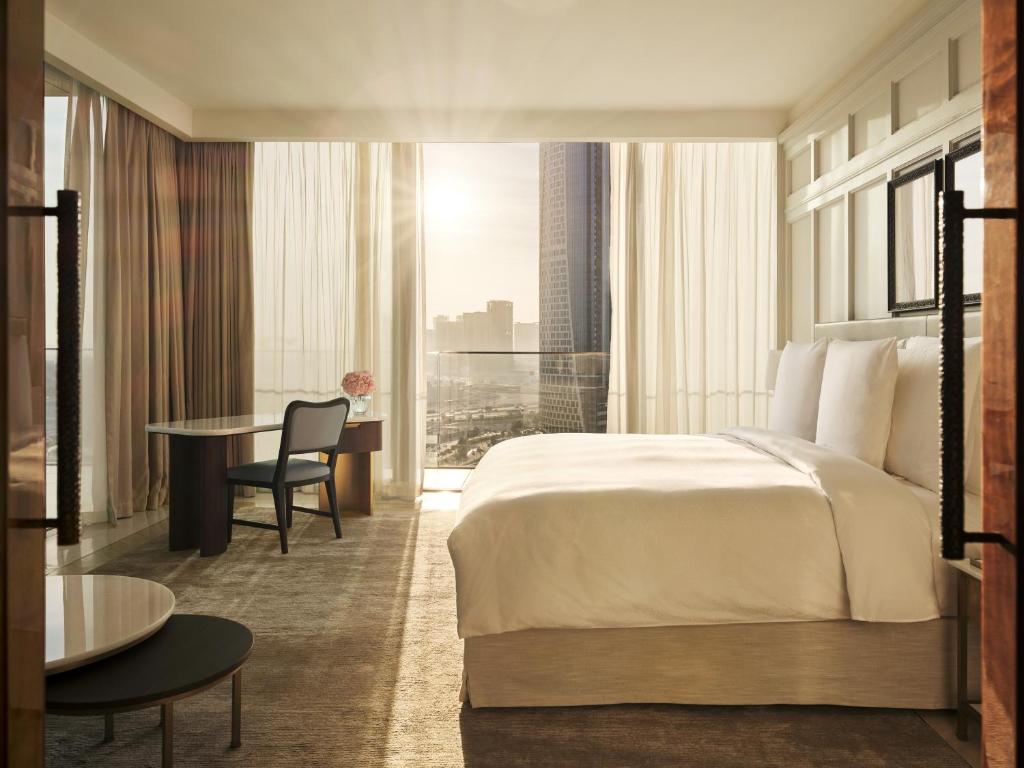 Junior Suite - Image 1