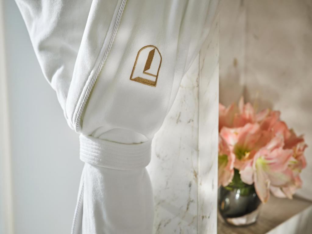 Junior Suite - Image 4