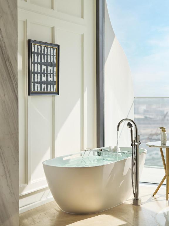 Junior Suite - Image 9
