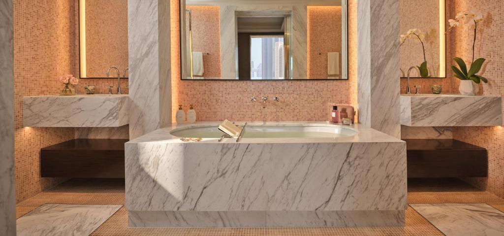 Lana Suite - Image 15