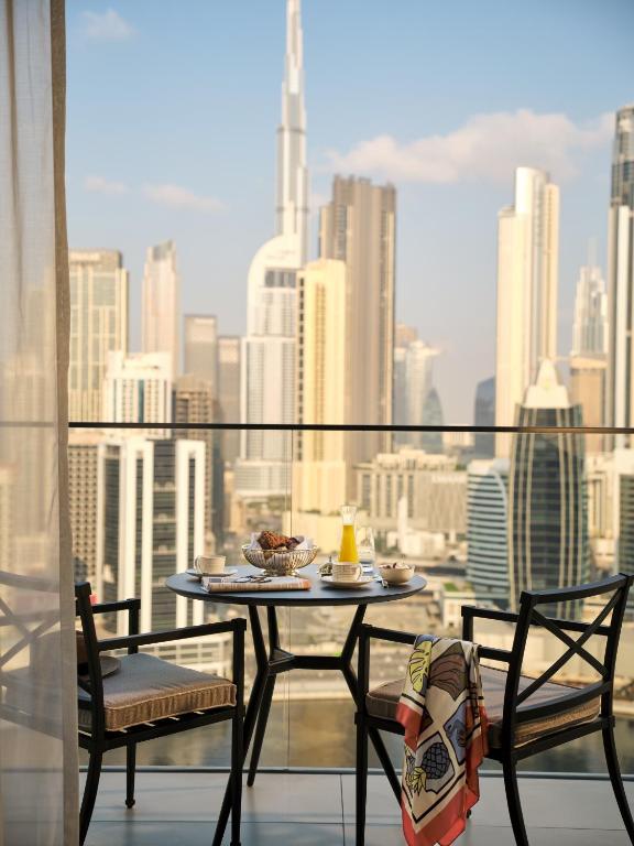 Marina Sky Suite - Image 6