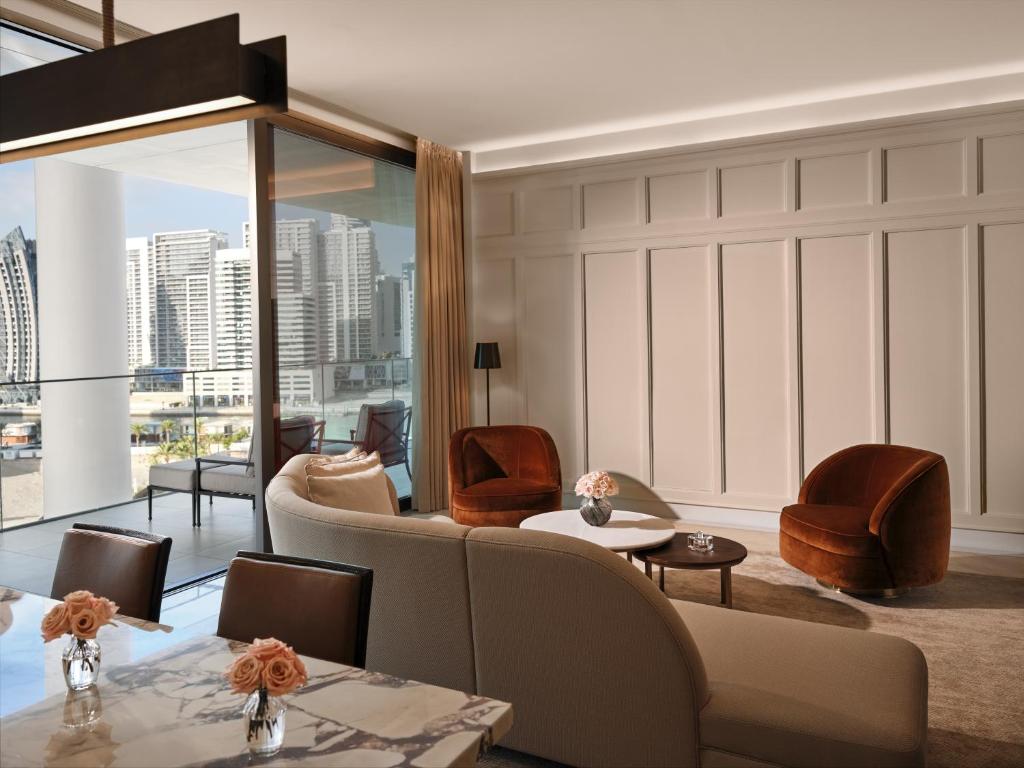Marina Suite - Image 6