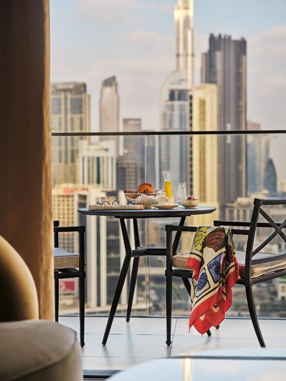 Marina Suite - Image 9