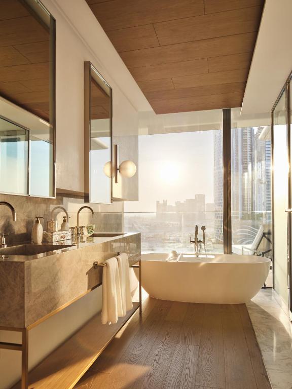 Marina Terrace Suite - Image 6