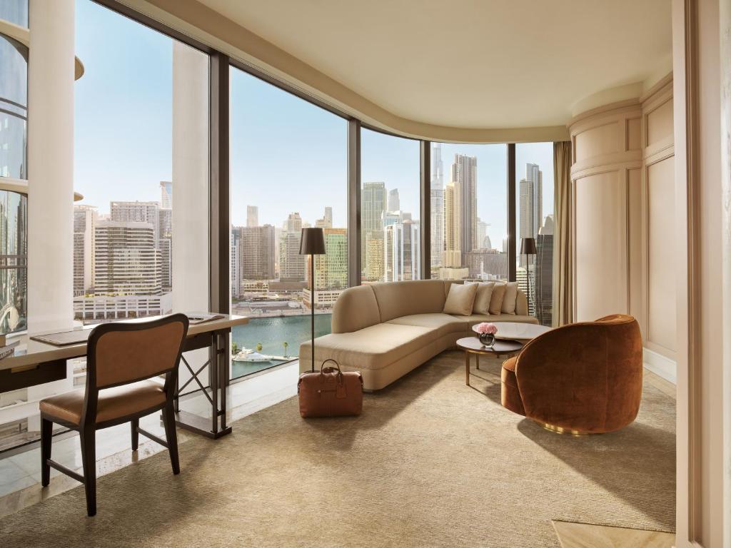 Panoramic Suite - Image 1