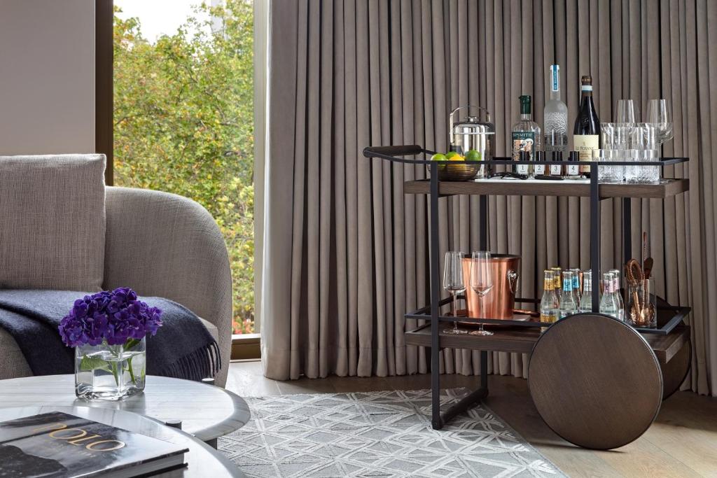 Capital Suite - Image 7
