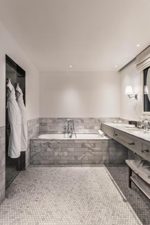 Gingko Suite - Image 3