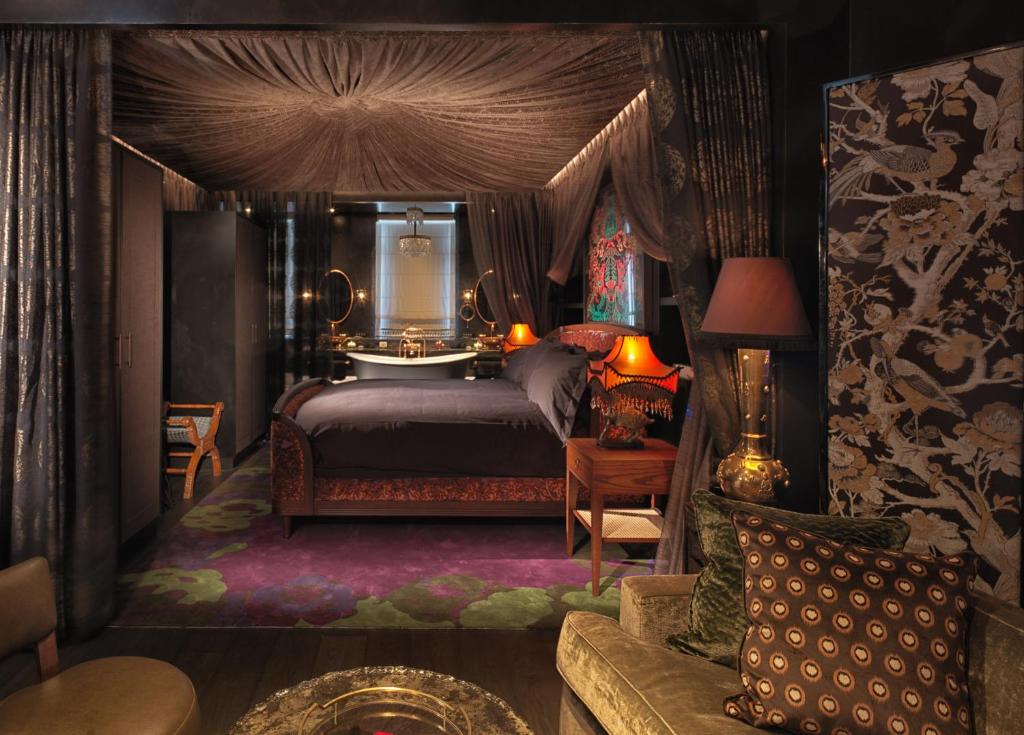 Mandrake Suite - Image 1