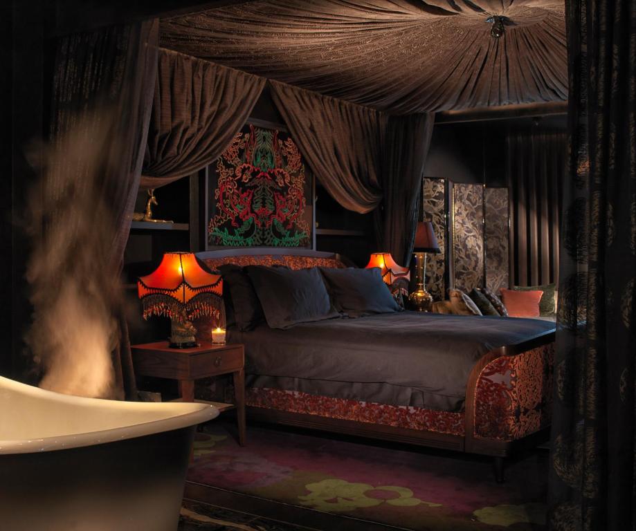 Mandrake Suite - Image 2