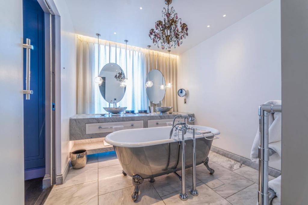 Terrace Suite - Image 3