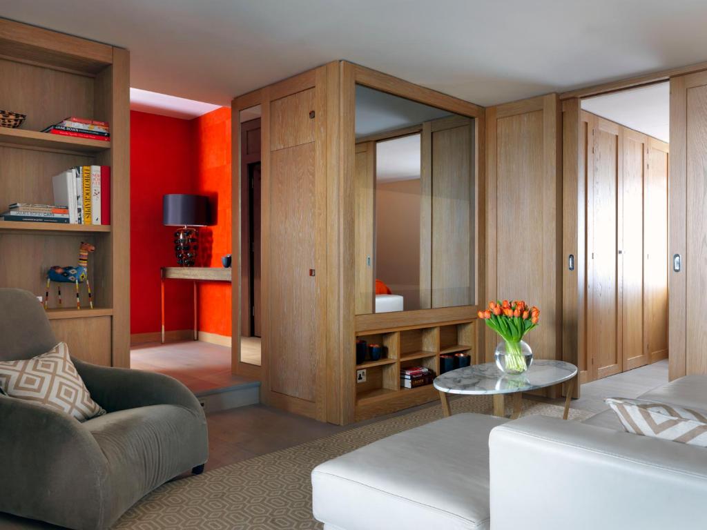 Suite with Terrace - Image 1