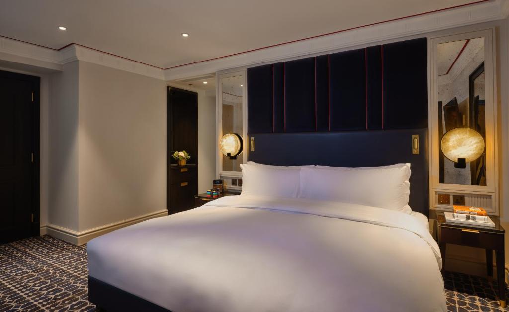 Deluxe Garden Room - Image 1