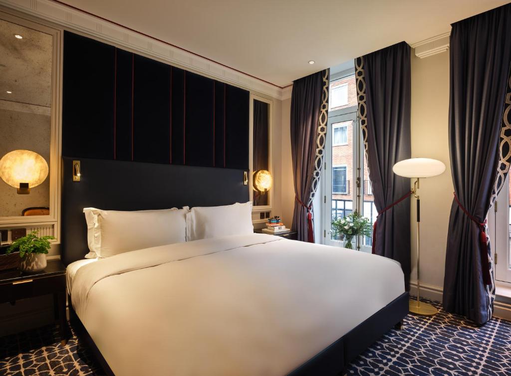 Executive Double or Twin Room - Image 3