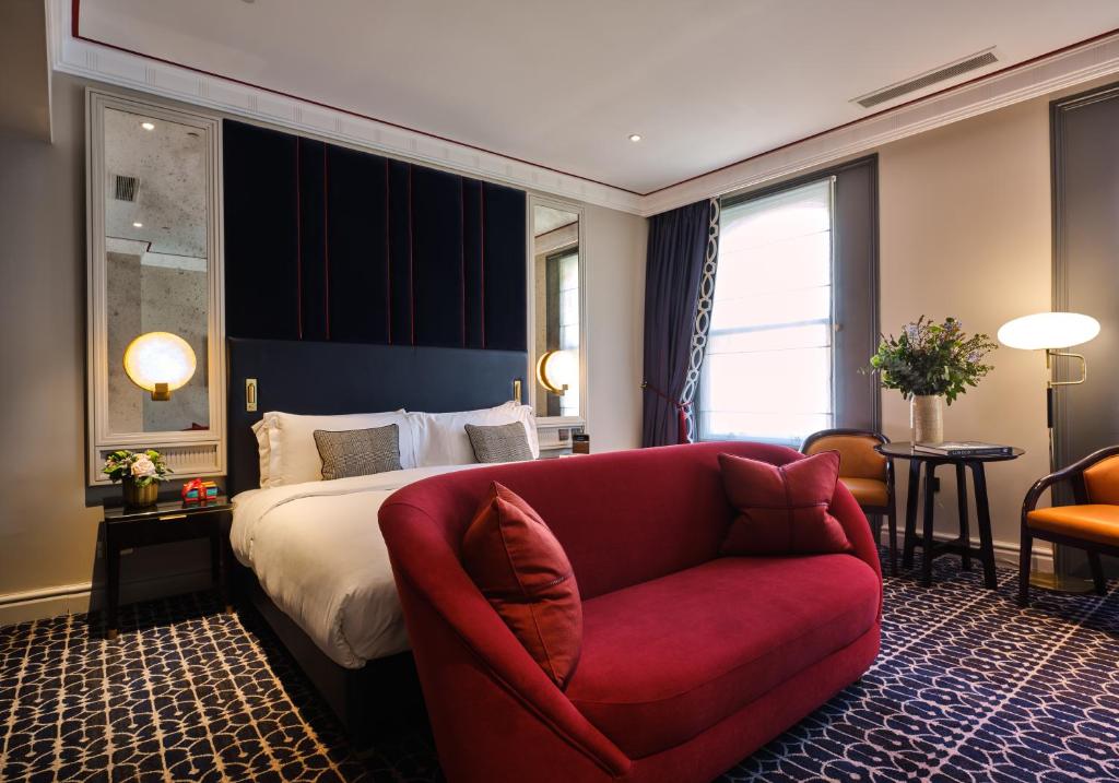 Executive Double or Twin Room - Image 9