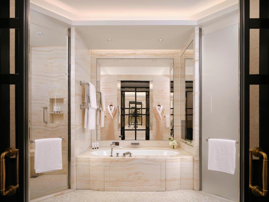 Junior Suite King - Image 2