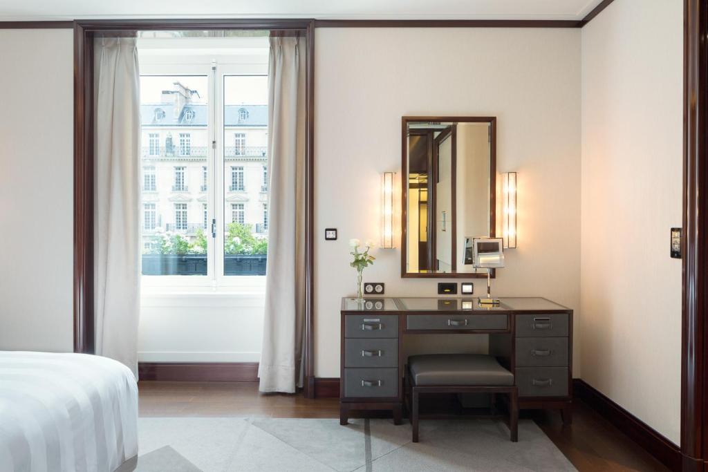 Junior Suite - Image 5