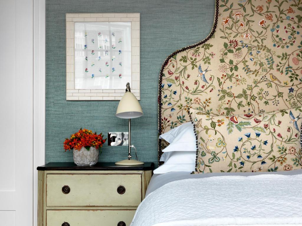 Deluxe Penthouse Suite - Image 3