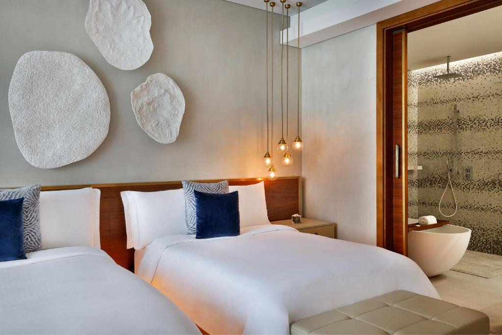 Two-Bedroom Family Suite with City View - Image 4