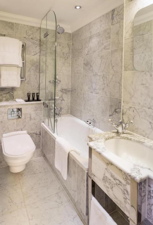 Classic King Room - Image 1