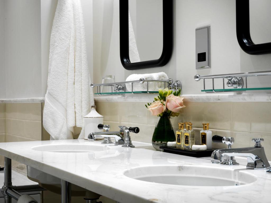 Executive Junior Suite - Image 1
