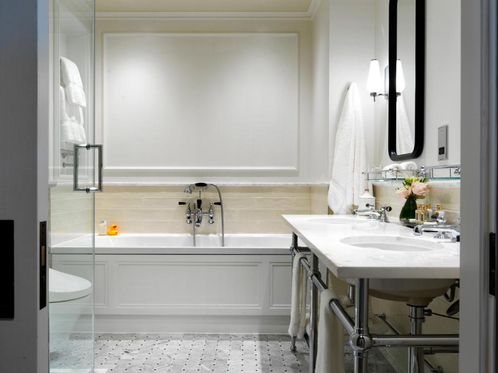 Executive Junior Suite - Image 2