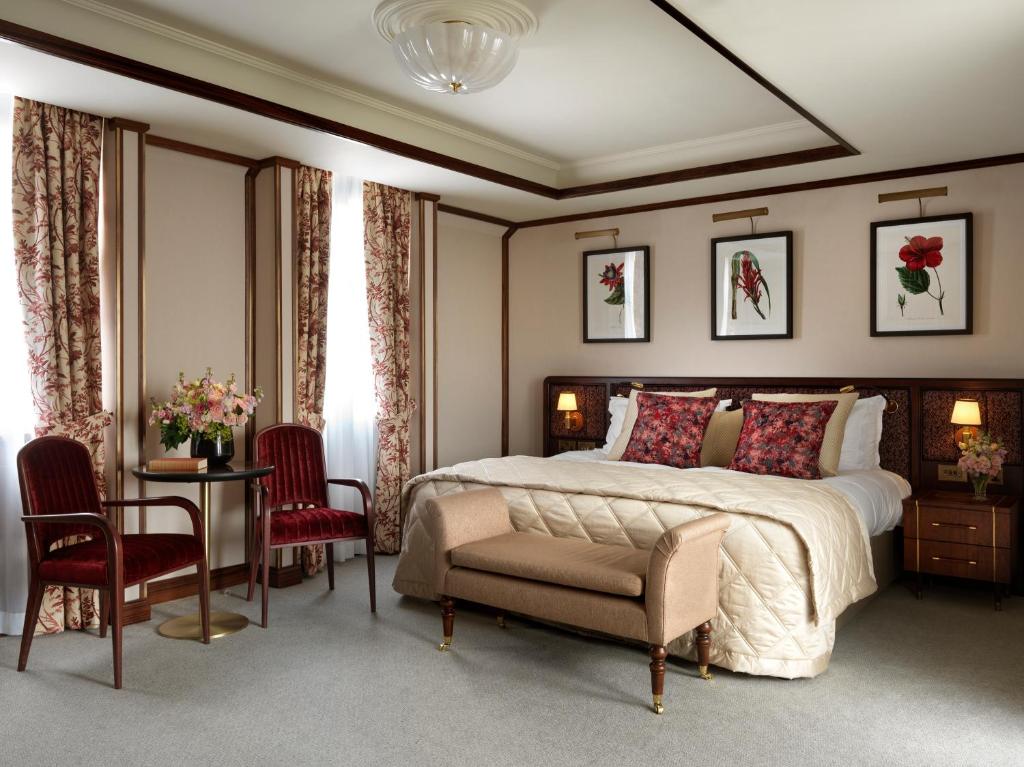 Junior Suite - Image 1