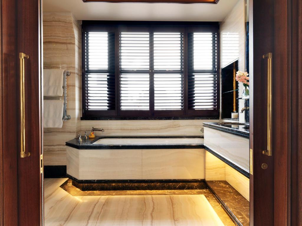 Junior Suite - Image 2