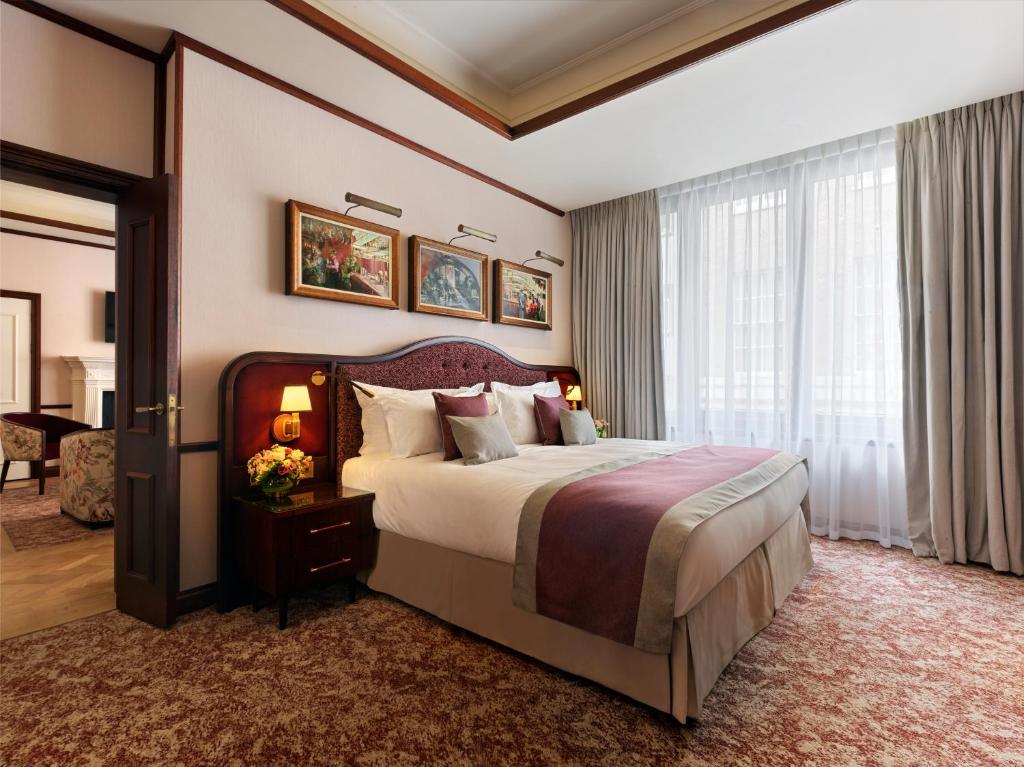 One Bedroom Suite - Image 1