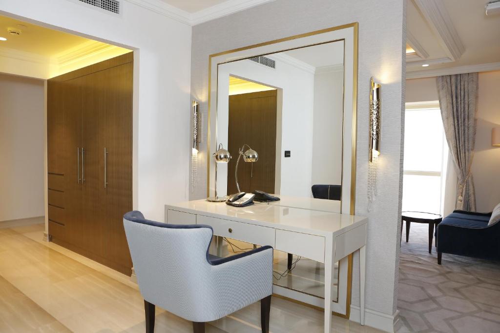 Presidential Two Bedroom Suite - Image 10