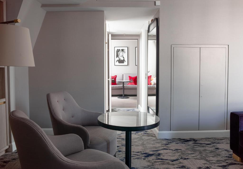 Studio Suite - Image 5