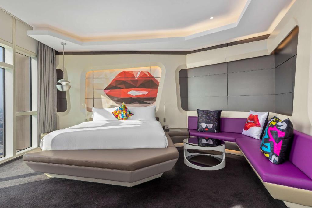King Vibrant Suite - Image 3
