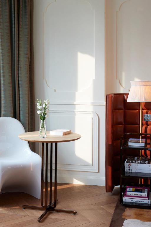 Junior Suite - Image 5