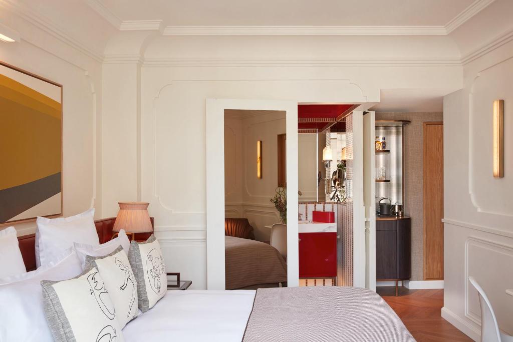 Superior Double Room - Image 1