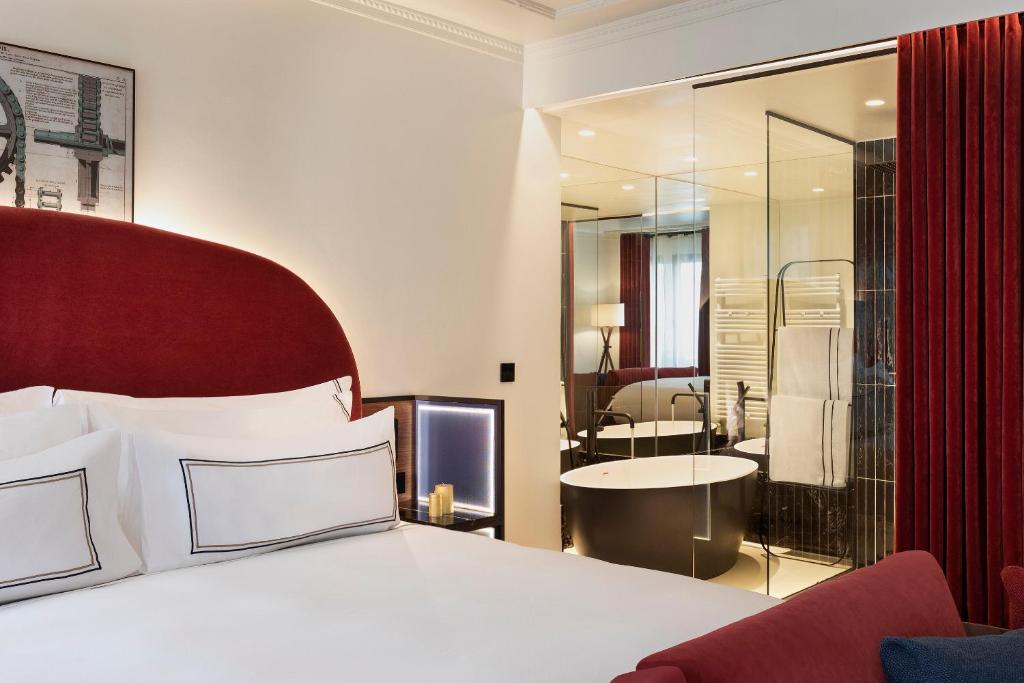 Deluxe Extra Room - Image 3