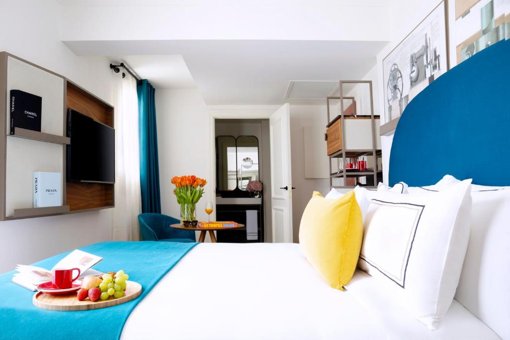 Deluxe Room - Image 5