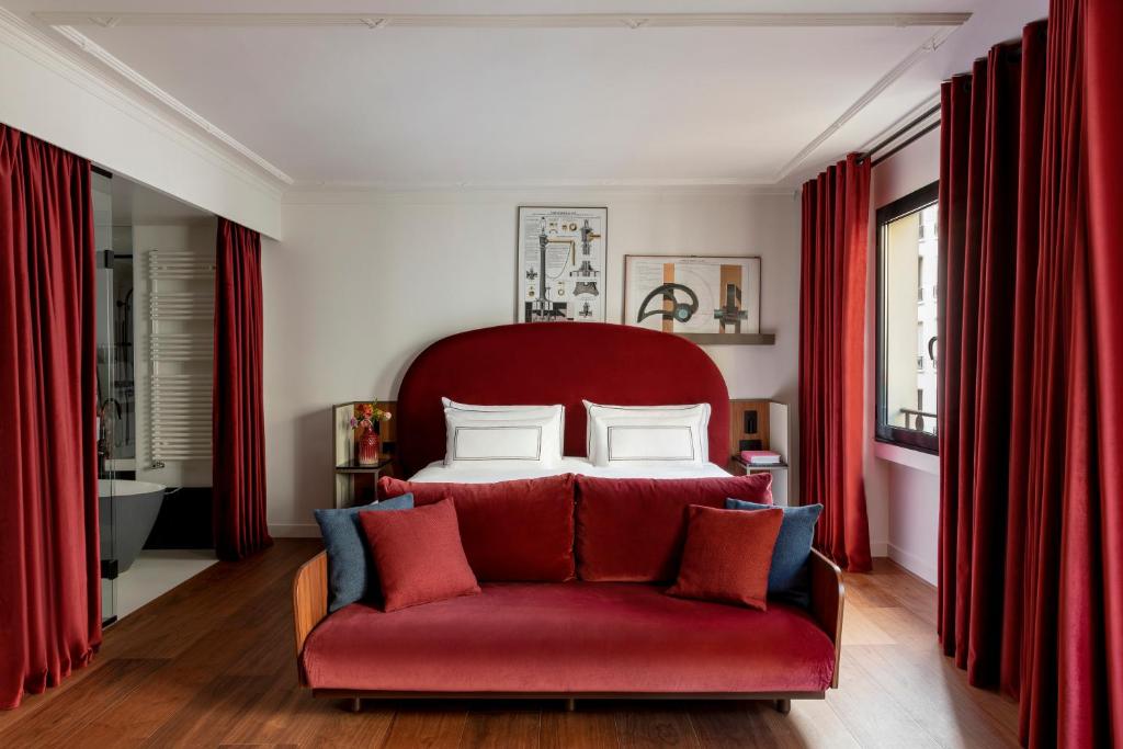 Junior Suite - Image 12