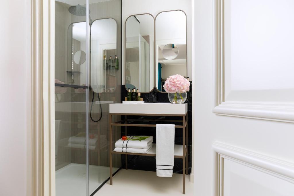 Superior Room - Image 2