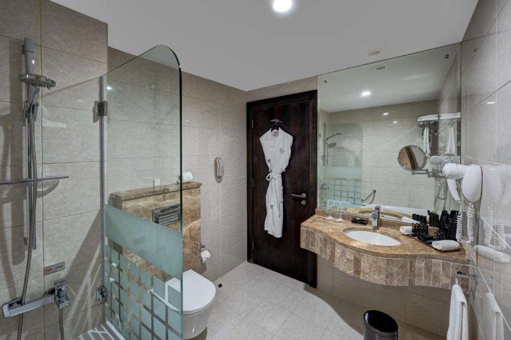 Two Bedroom Apartment - Image 1