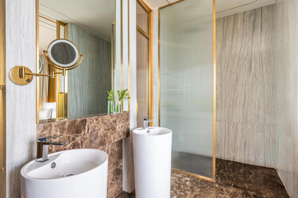 Monaco Suite - Image 1