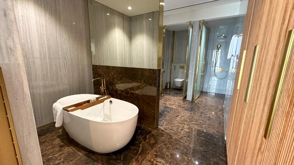Monaco Suite - Image 3