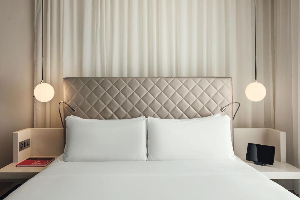 Fabulous, Guest room, 1 King - Image 2