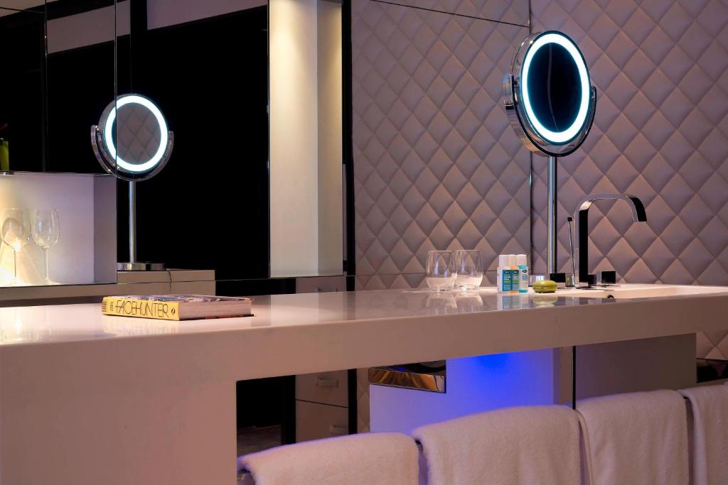 Fabulous, Guest room, 1 King - Image 4