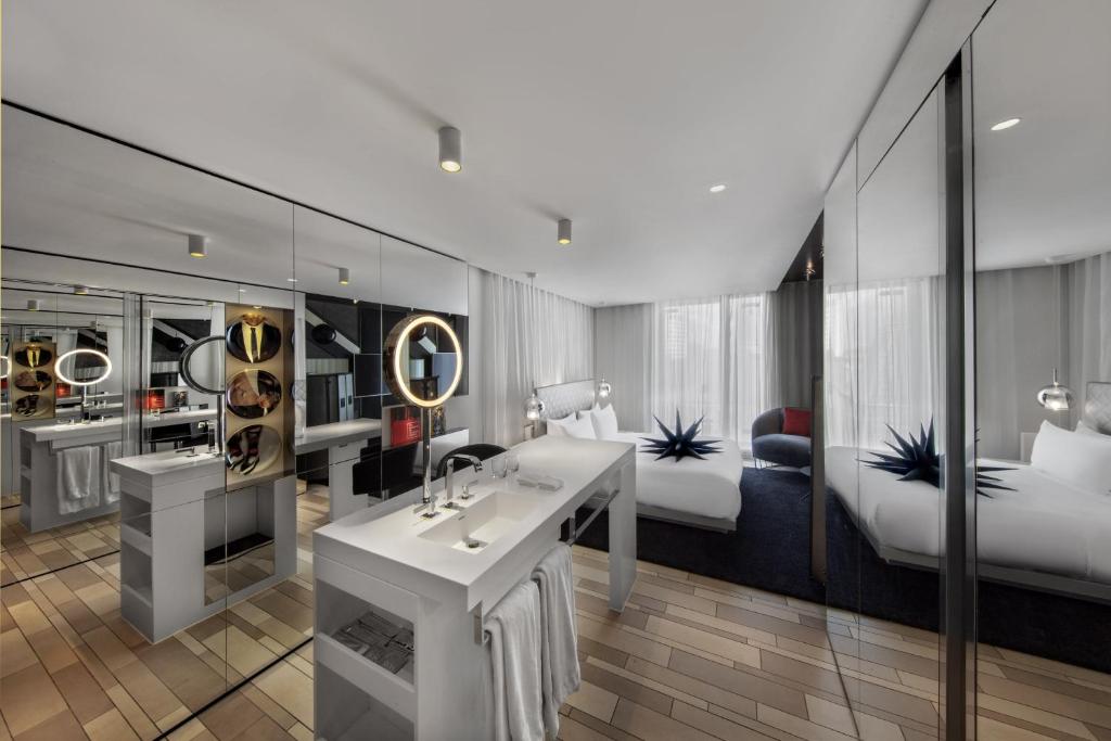 Fabulous, Guest room, 1 King - Image 5