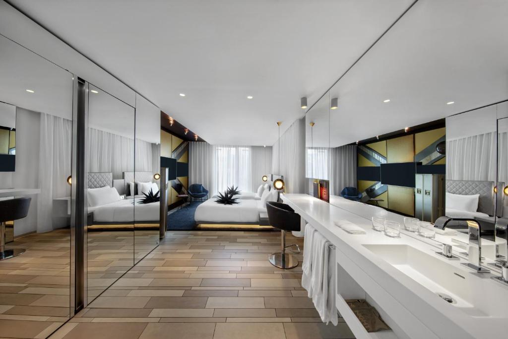 Spectacular Room, Guest room, 2 Twin/Single Bed(s) - Image 4