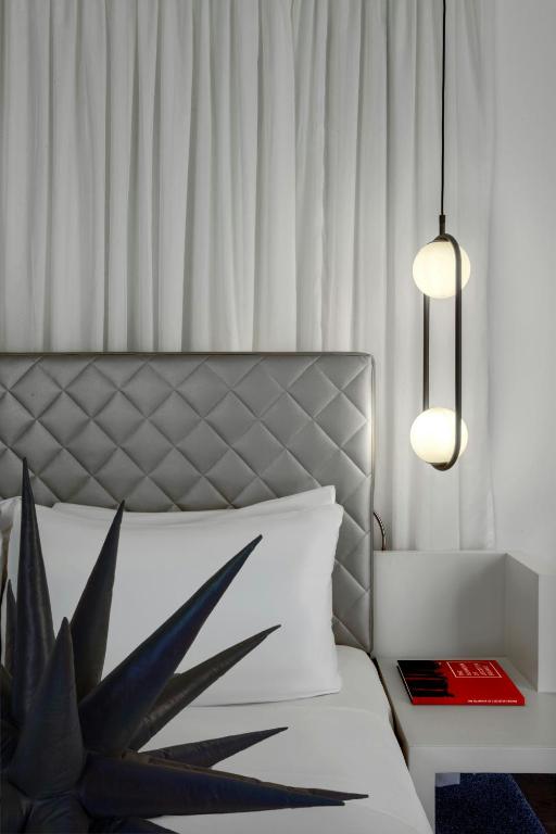 Studio Suite, Suite, 1 King - Image 3