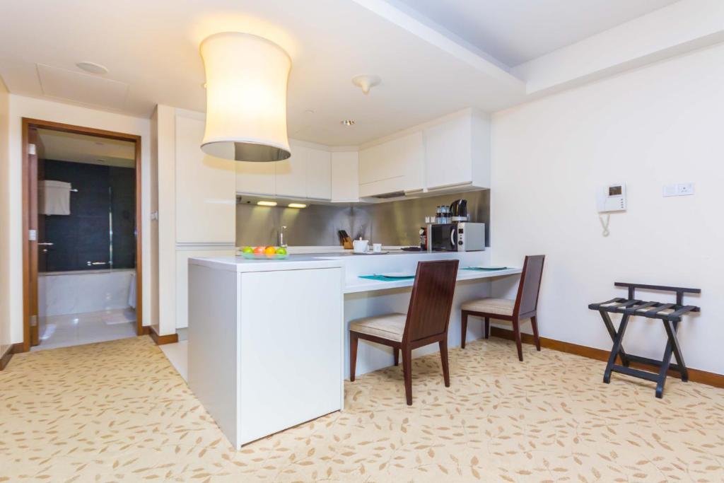 Superior Studio with Partial Burj Khalifa View - Image 6