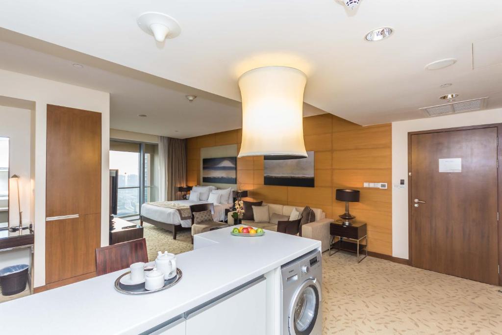 Superior Studio with Partial Burj Khalifa View - Image 7