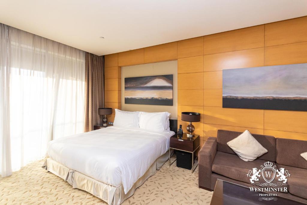 Superior Studio with Partial Burj Khalifa View - Image 9