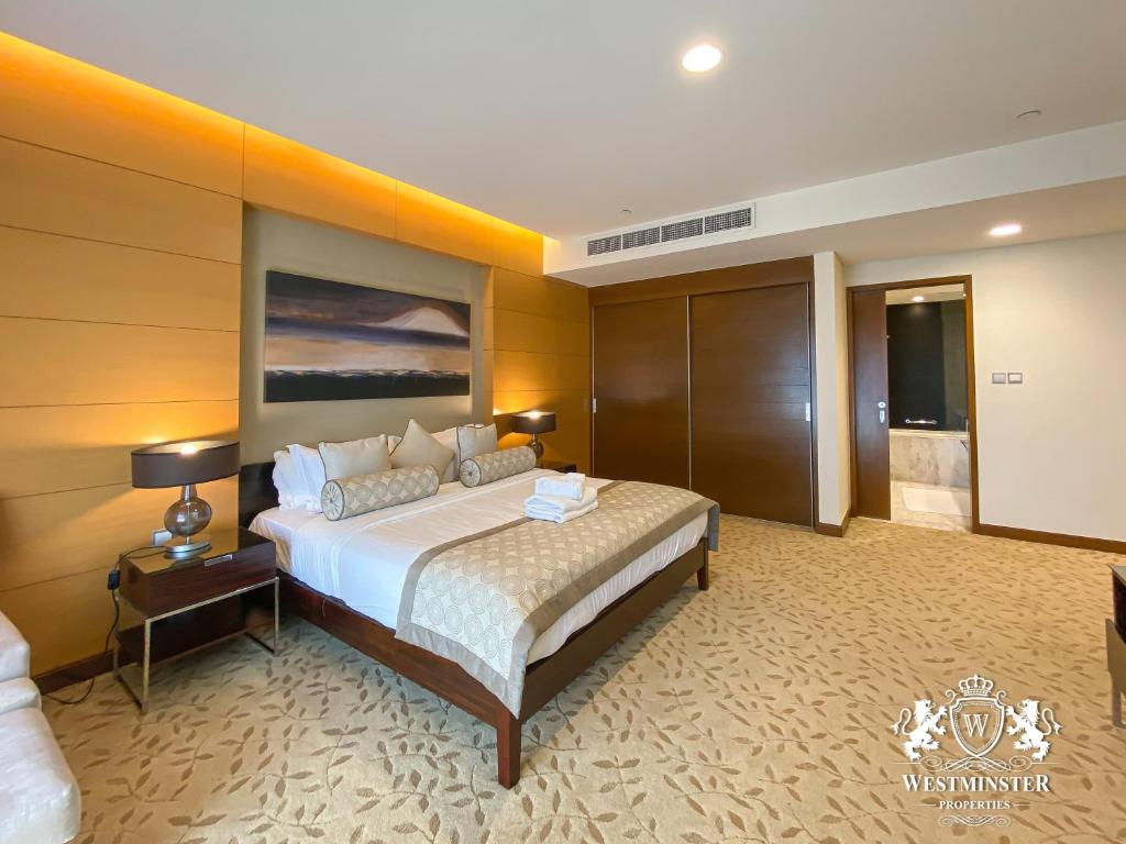 Three-Bedroom with Full Fountain and Burj Khalifa View - Image 13